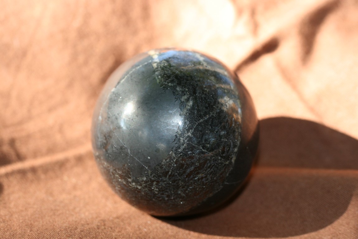 Shungite Sphere relieves pain and inflammation 5027